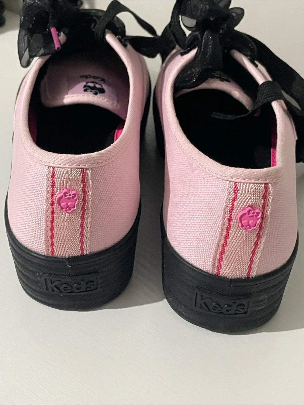 Keds Monster High Pointed Toe Platforms (6.5)